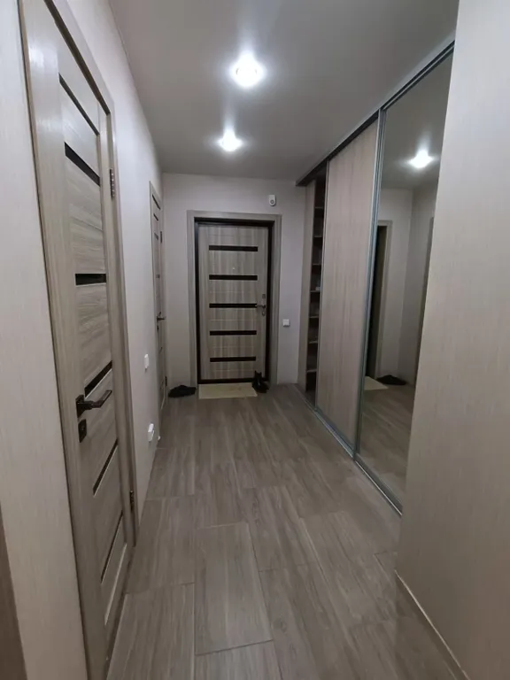 Квартира двухкомнатная на улице Радужной, 60 м², Чебоксары — фото 12
