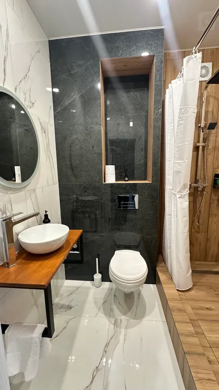 Квартира однокомнатная на улице Эшкинина, 45 м², Йошкар-Ола — ванная комната