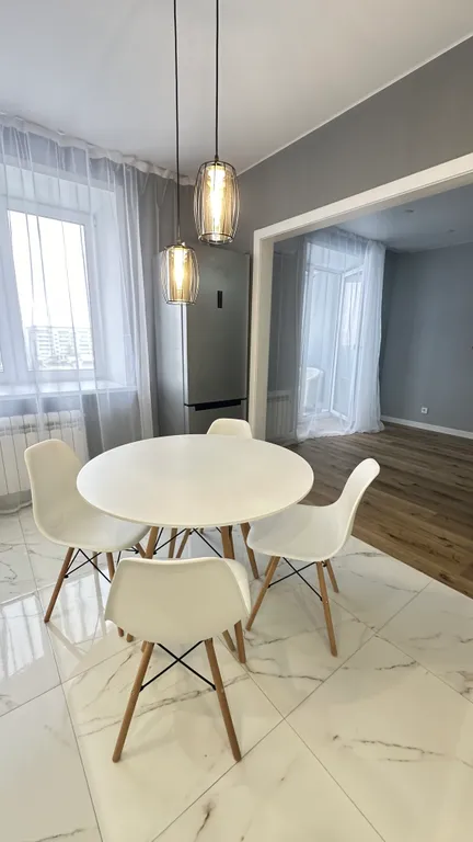 Квартира однокомнатная на улице Эшкинина, 45 м², Йошкар-Ола — спальня