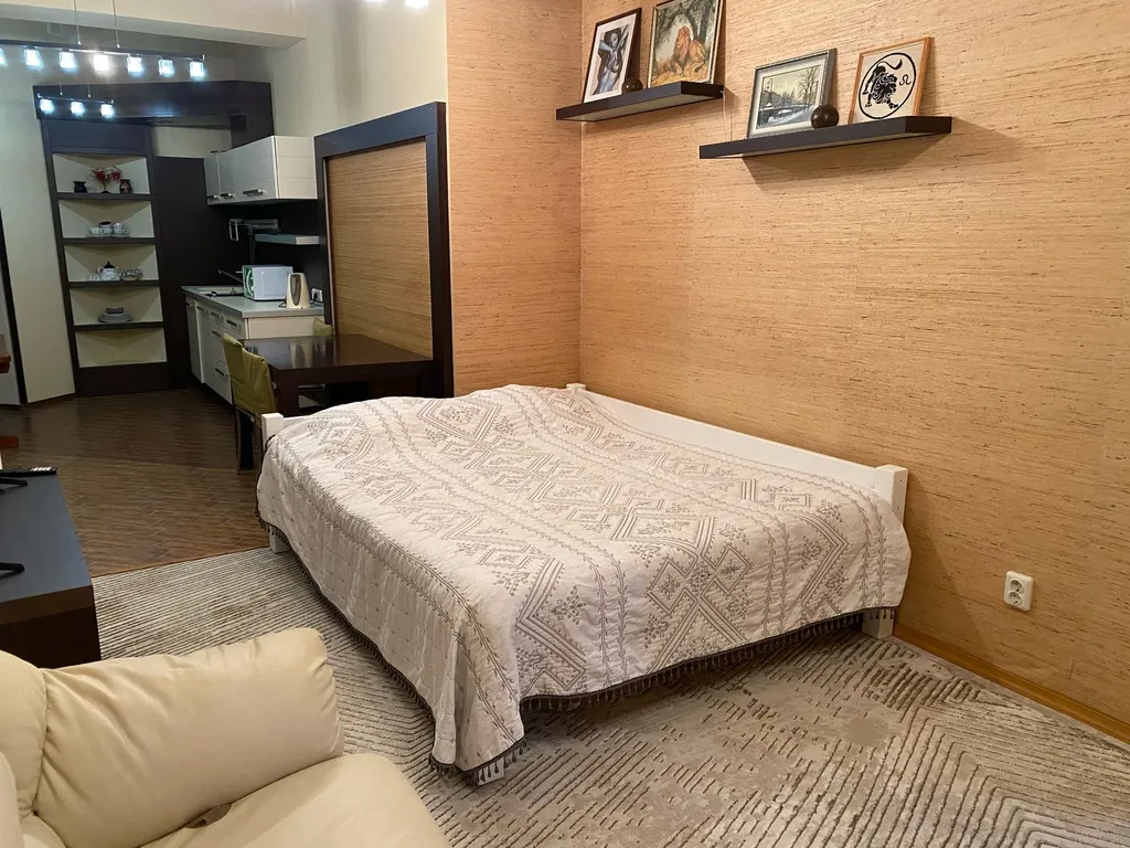 Студия однокомнатная на улице Архивной, 48 м², Ялта — фото 3
