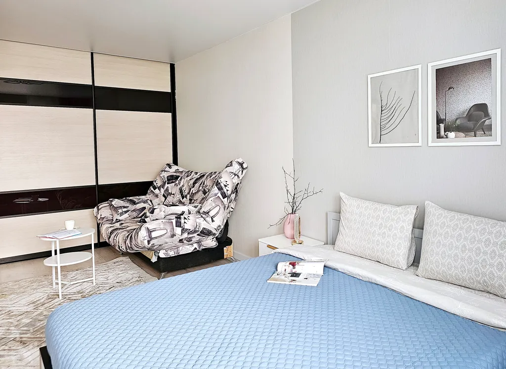 Квартира однокомнатная в Автозаводском, 35 м², Тольятти — спальня, фото 6