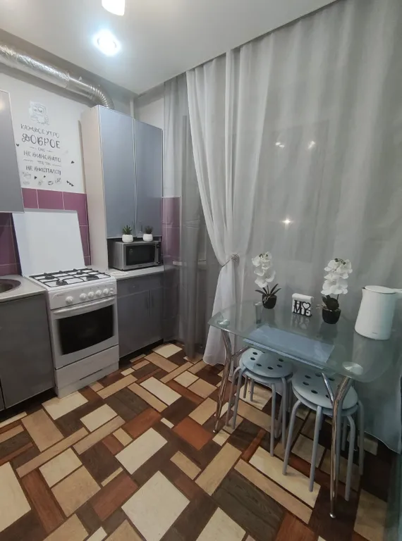 Квартира двухкомнатная на улице Некрасова, 50 м², Камышин — фото 13