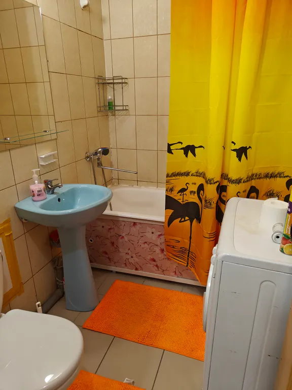 Квартира трёхкомнатная на улице Ленина, 65 м², Микунь — фото 8