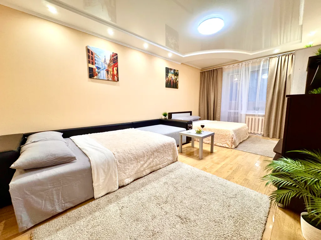 Квартира двухкомнатная в Самарском, 75 м², Самара — спальня, фото 10