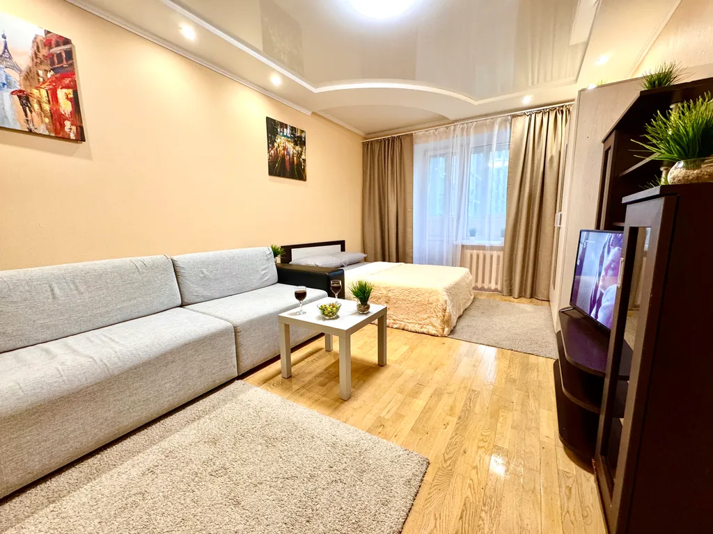 Квартира двухкомнатная в Самарском, 75 м², Самара — спальня, фото 2