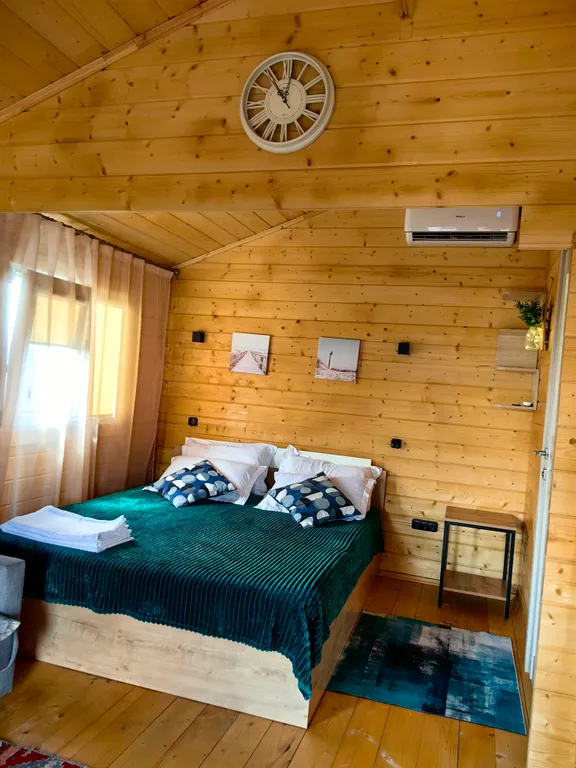 Уютный деревянный дом