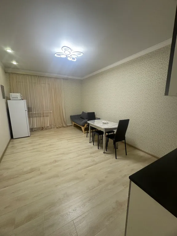 Квартира однокомнатная на улице Куйбышева, 54 м², Кисловодск — кухня