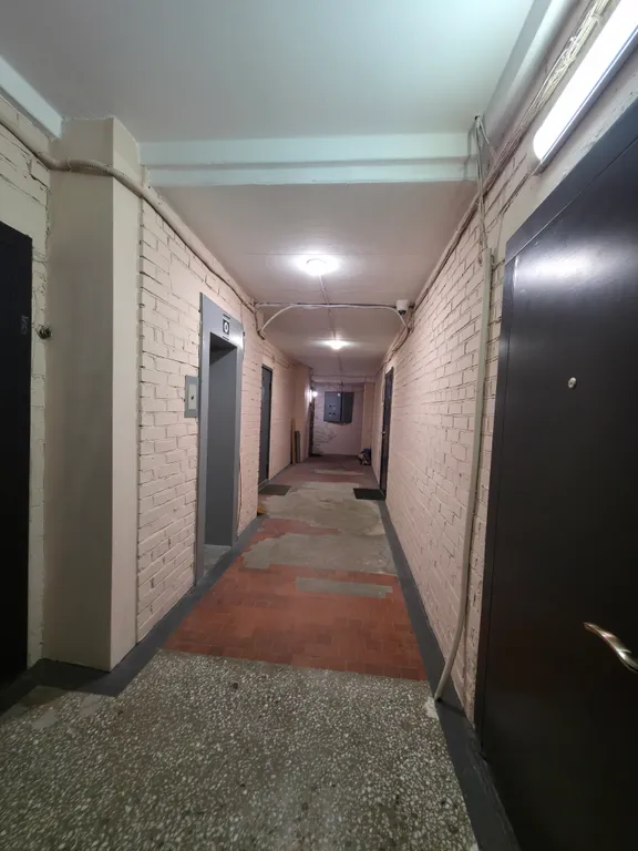 Квартира двухкомнатная в Ленинском, 41 м², Владивосток — фото 16