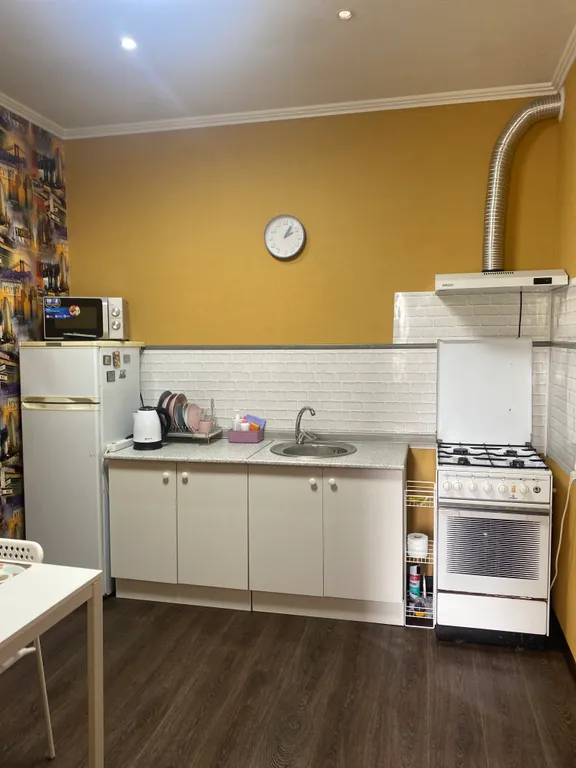 Квартира двухкомнатная на улице Бабушкина, 40 м², Таганрог — фото 10