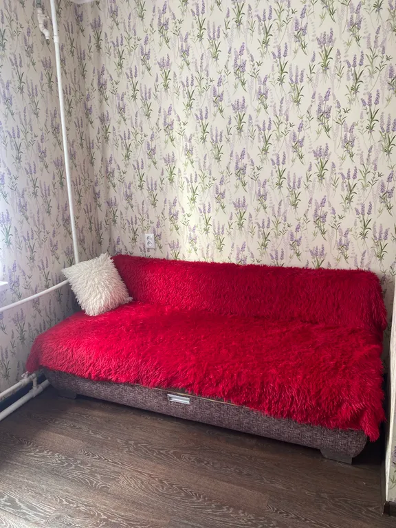 Квартира двухкомнатная на улице Бабушкина, 40 м², Таганрог — фото 2