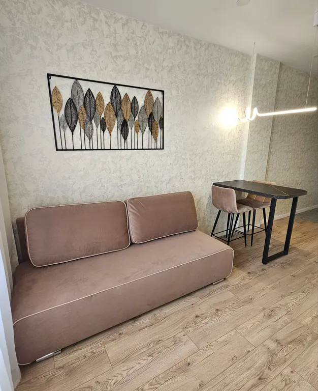 Квартира однокомнатная на улице Балтийской, 39 м², Борисовичи — спальня