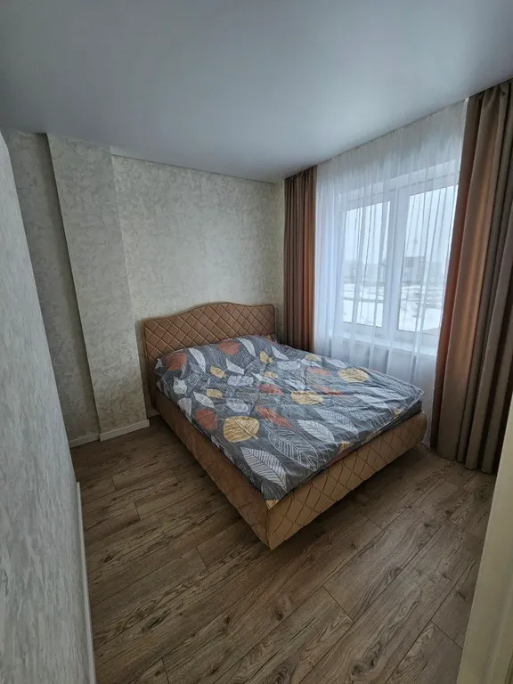Квартира однокомнатная на улице Балтийской, 39 м², Борисовичи — спальня, фото 3