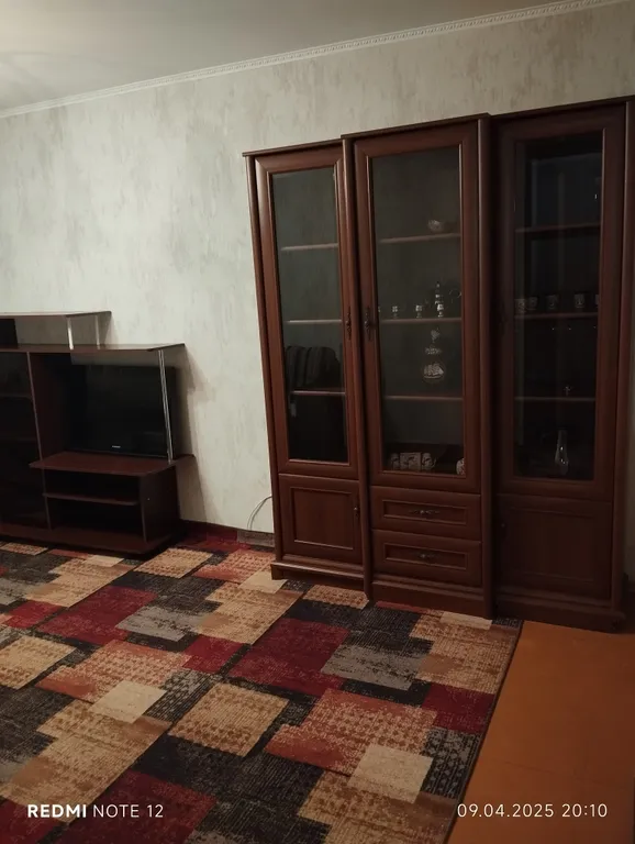 Квартира двухкомнатная на улице Тимура Фрунзе, 46 м², Старая Русса — спальня, фото 2