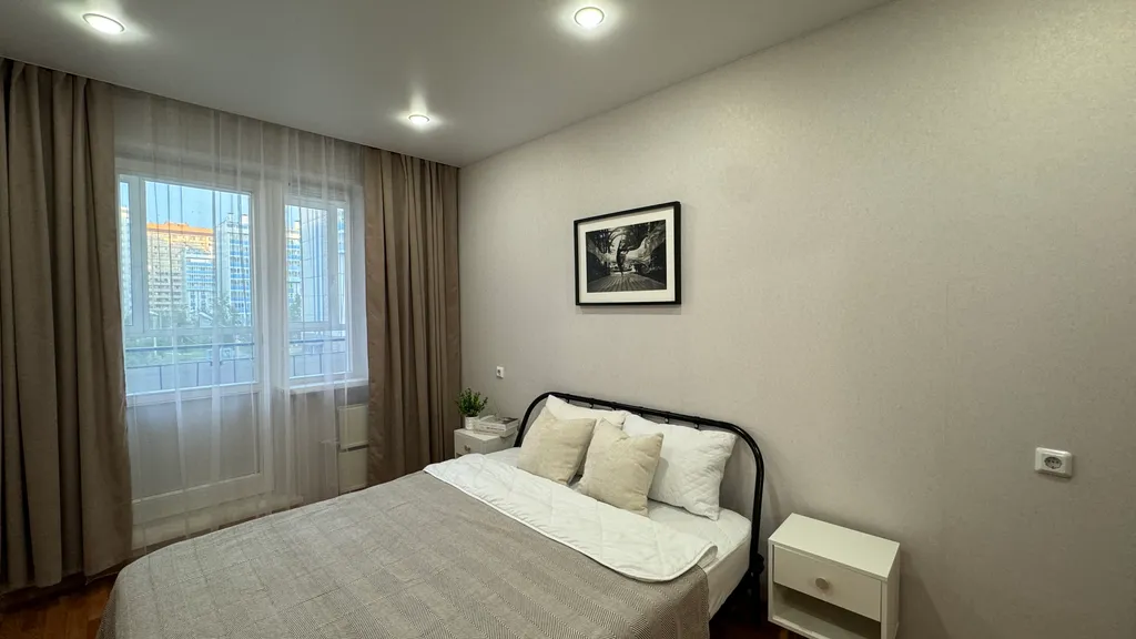 Квартира трёхкомнатная на набережной Ярыгинской, 71 м², Красноярск — фото 12
