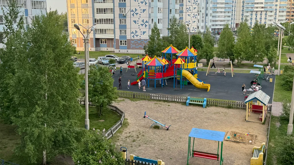 Квартира трёхкомнатная на набережной Ярыгинской, 71 м², Красноярск — фото 9