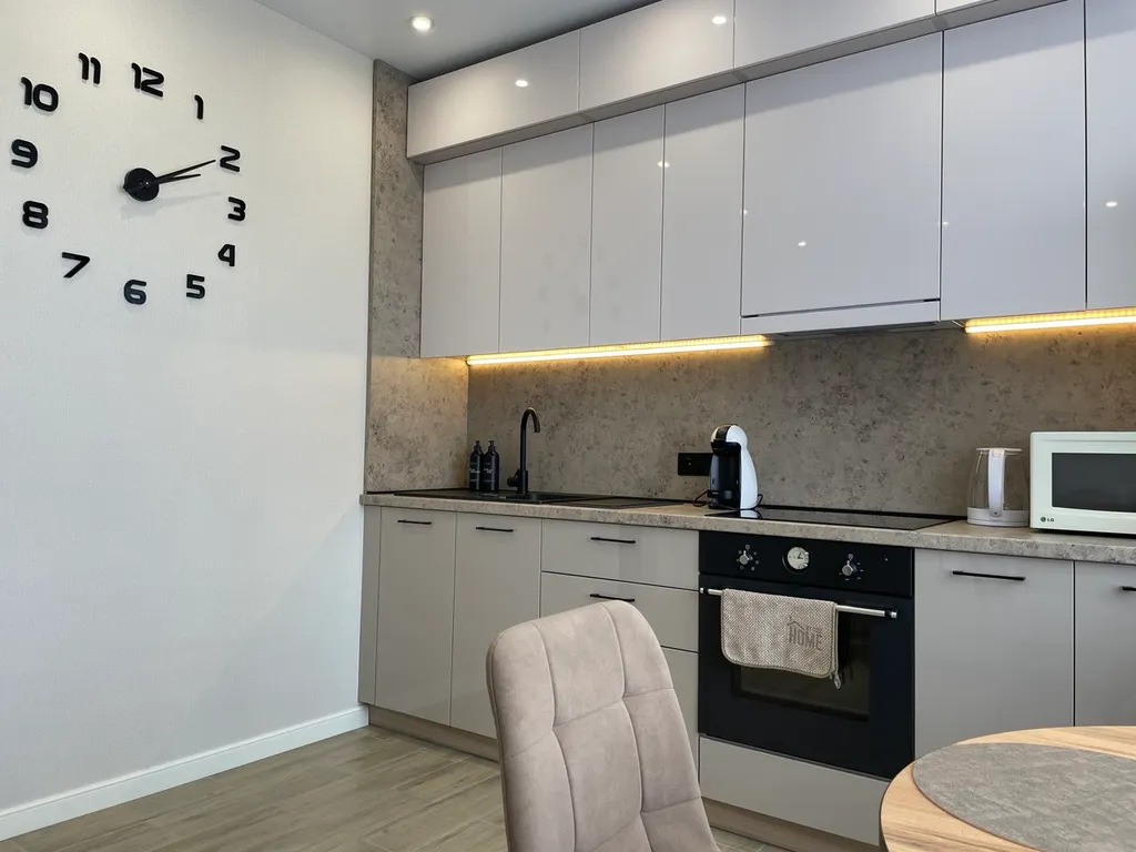 Квартира однокомнатная в Нижегородском, 40 м², Нижний Новгород — кухня, фото 2