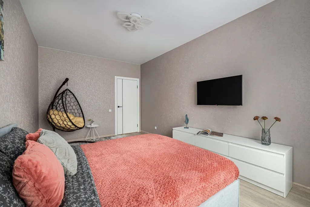 Квартира однокомнатная в Советском, 48 м², Казань — спальня, фото 5