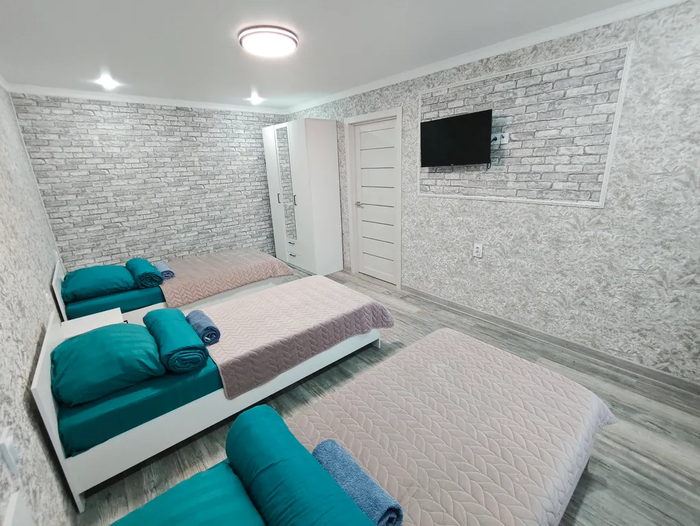 Квартира трёхкомнатная на улице Текстильной, 75 м², Шахты — фото 10
