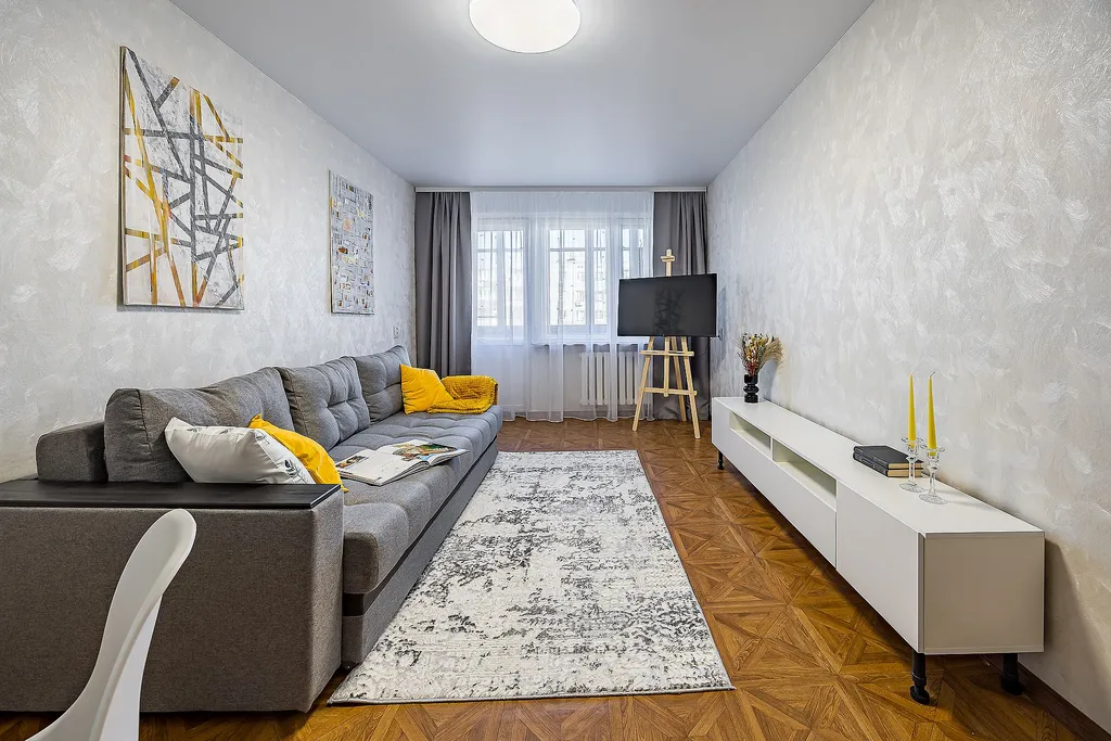 Квартира двухкомнатная на улице Героя Советского Союза Усилова, 64 м², Нижний Новгород — фото 3