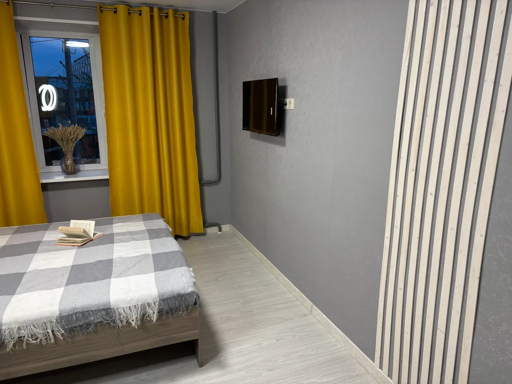 Квартира двухкомнатная в Пушкинском, 60 м², Шушары — спальня, фото 4