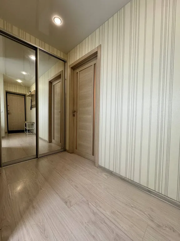 Квартира двухкомнатная у Чкаловской, в Ленинском, 48 м², Екатеринбург — фото 25