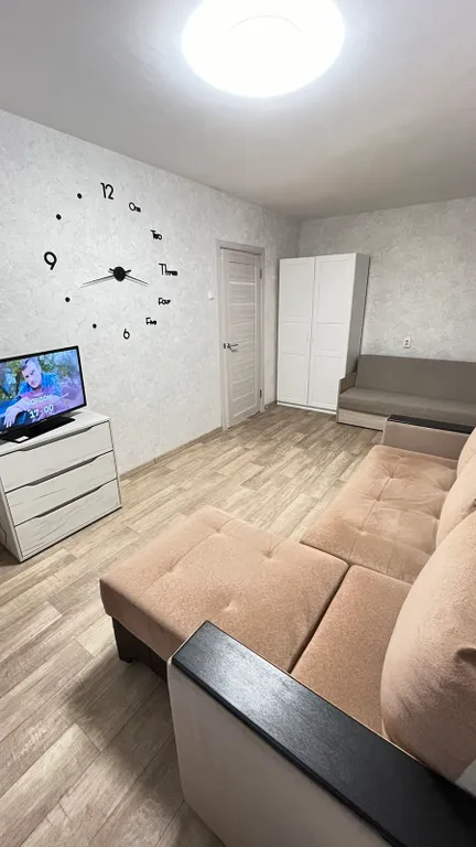 Квартира однокомнатная на улице Западной, 32 м², Псков — фото 2