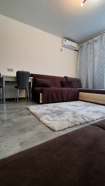 Просторная студия в экологически чистом районе