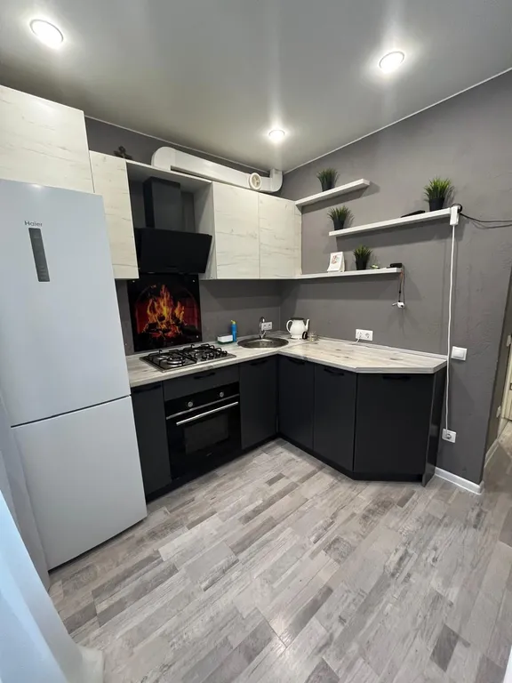 Квартира однокомнатная на улице Большой Московской, 30 м², Великий Новгород — кухня, фото 2
