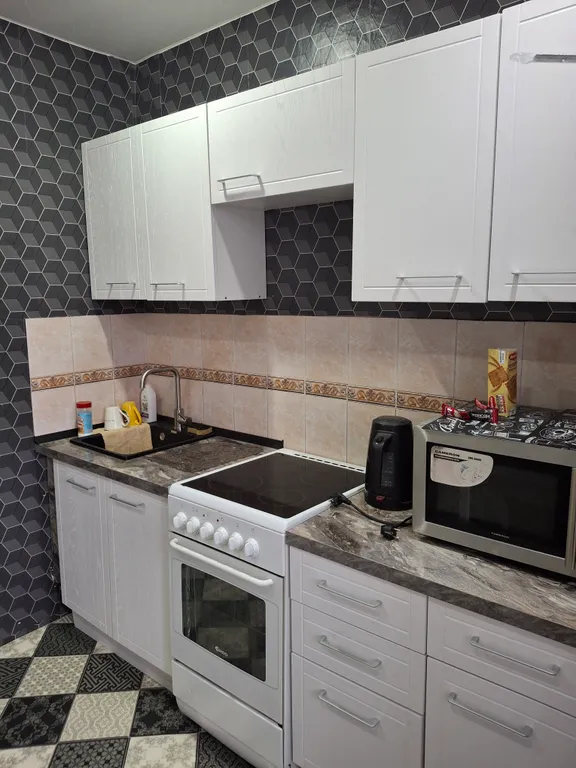 Квартира двухкомнатная на улице Ленина, 56 м², Слюдянка — фото 9