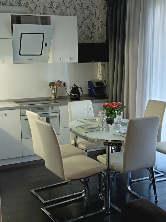 Квартира однокомнатная на улице Революционной, 65 м², Геленджик — фото 12