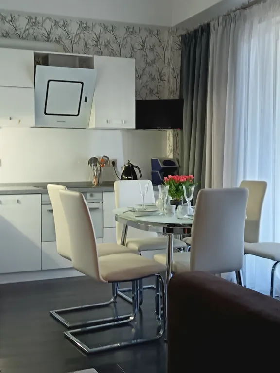 Квартира однокомнатная на улице Революционной, 65 м², Геленджик — фото 17