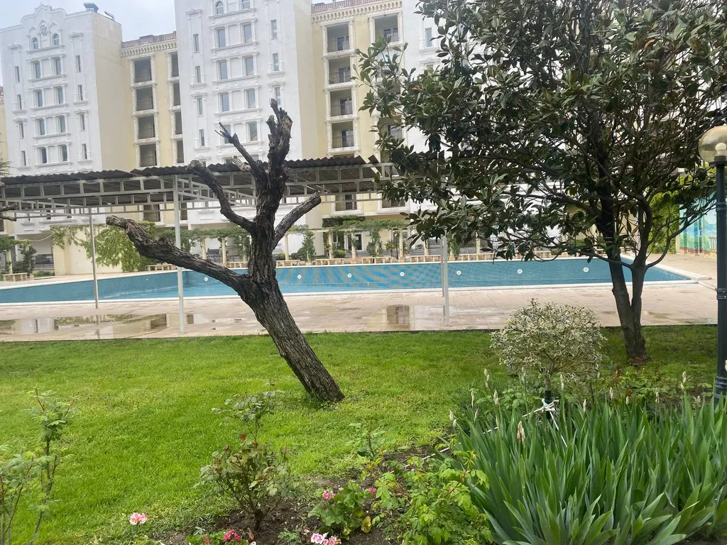 Квартира однокомнатная на улице Революционной, 65 м², Геленджик — фото 2