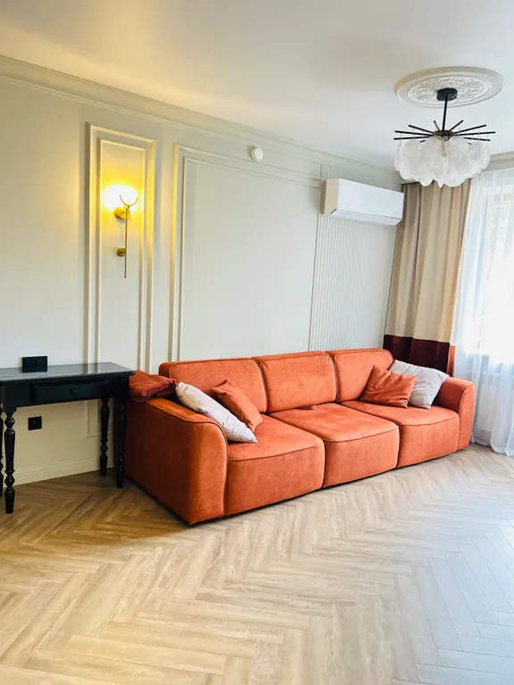 Квартира двухкомнатная на улице Куйбышева, 50 м², Кисловодск — спальня, фото 13