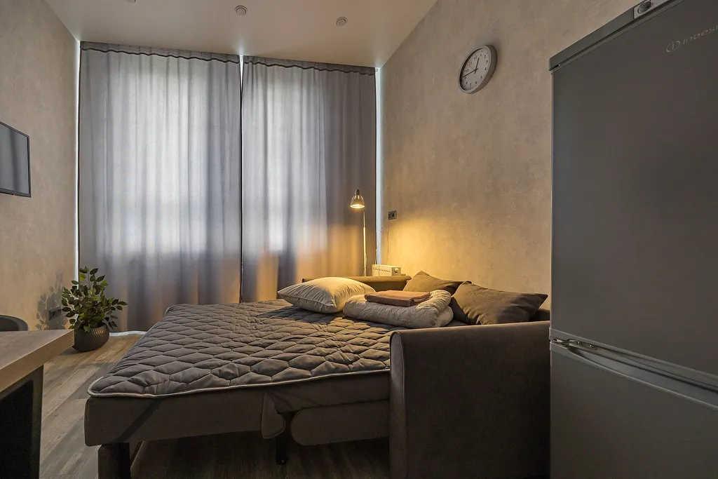 Квартира однокомнатная у Горьковской, в Кузнечихе, 55 м², Нижний Новгород — спальня, фото 11