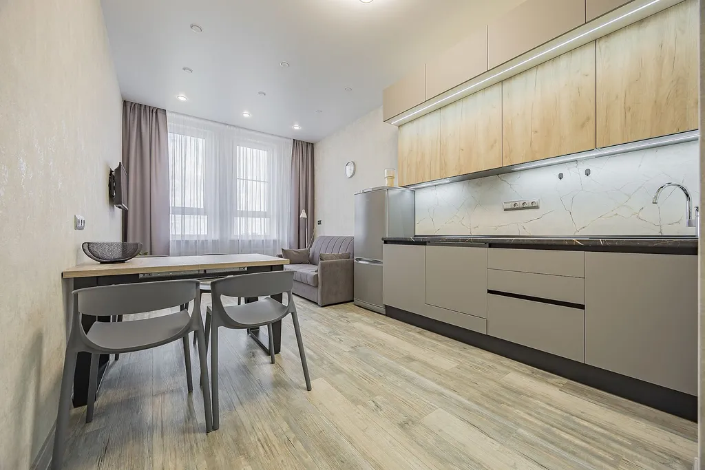 Квартира однокомнатная у Горьковской, в Кузнечихе, 55 м², Нижний Новгород — кухня