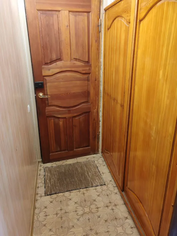 Квартира двухкомнатная на улице Гостинодворской, 51 м², Старая Русса — фото 17