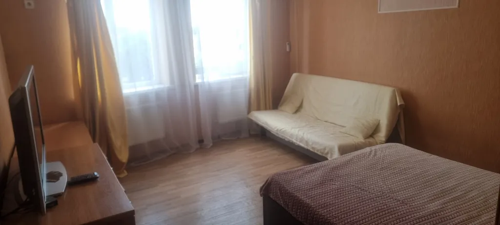 Квартира однокомнатная на улице Кожевенной, 45 м², Краснодар — фото 2