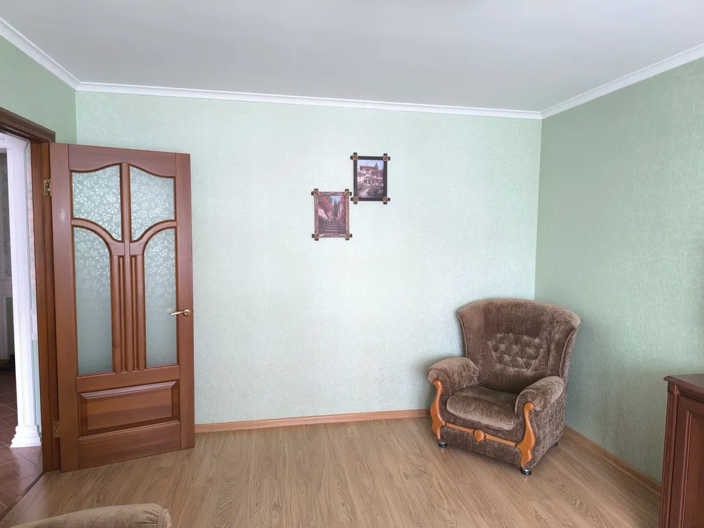 Квартира двухкомнатная в Гагаринском, 57 м², Севастополь — фото 4