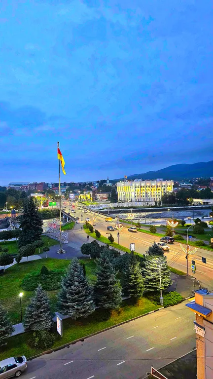 Квартира трёхкомнатная на улице Коцоева, 82 м², Владикавказ — вид из окна, фото 10
