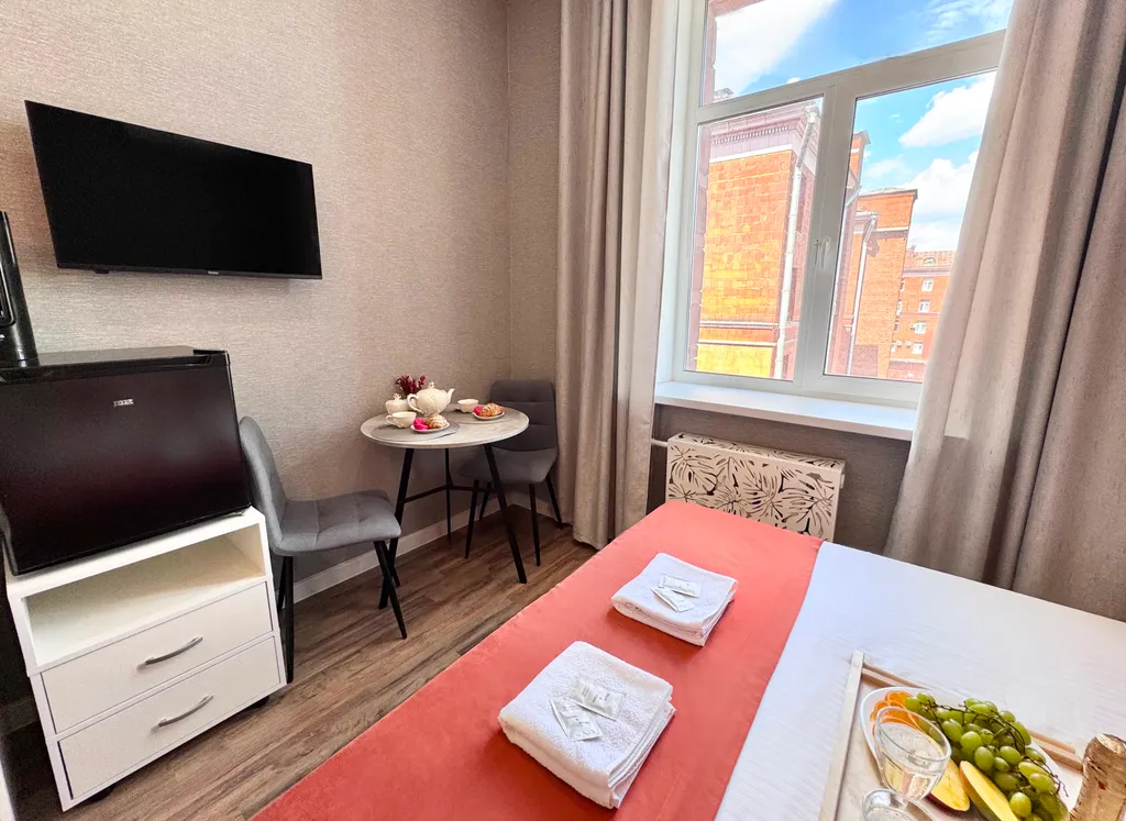 Двухместный номер с 1 кроватью престиж — Metro Rooms, фото 4 из 5
