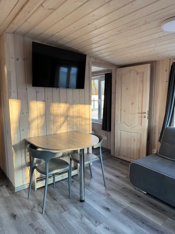 Дом 4-местный в переулке Кумсинском, 42 м², Медвежьегорск — кухня, фото 2