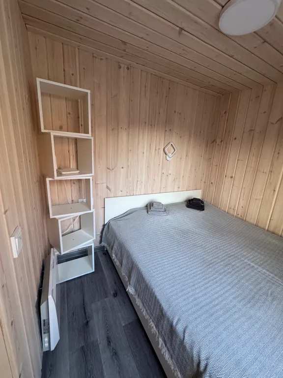 Дом 4-местный в переулке Кумсинском, 42 м², Медвежьегорск — спальня, фото 5