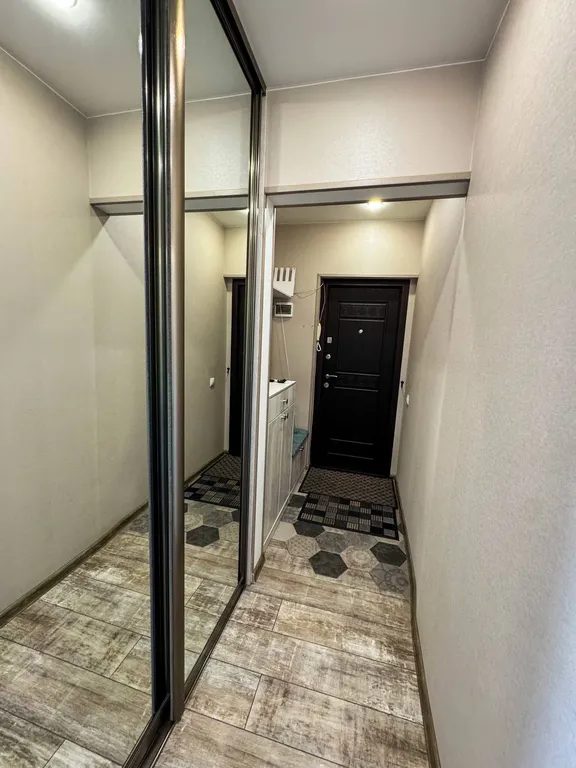 Квартира двухкомнатная в Кировском, 40 м², Красноярск — фото 23