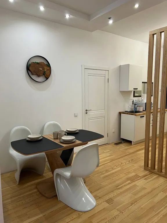 Квартира двухкомнатная на улице Белинского, 60 м², Томск — фото 5