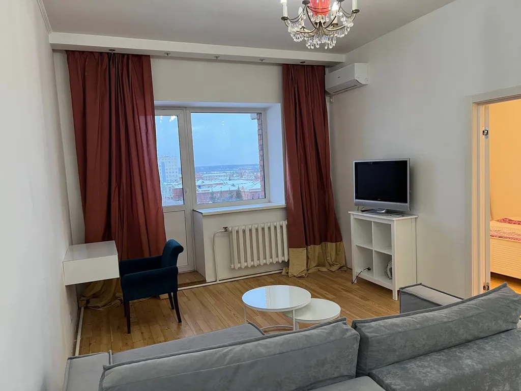Квартира двухкомнатная на улице Белинского, 60 м², Томск — фото 8