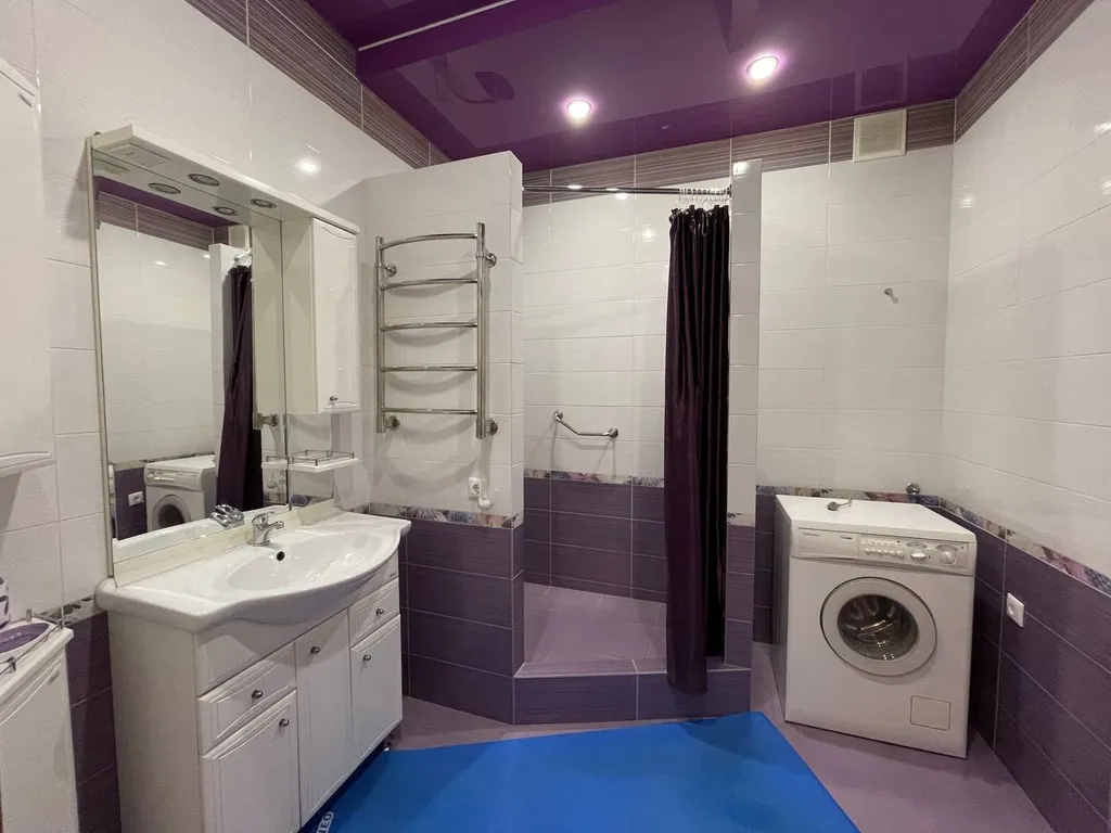 Квартира трёхкомнатная в Самарском, 120 м², Самара — ванная комната