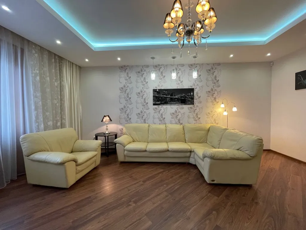 Квартира трёхкомнатная в Самарском, 120 м², Самара — спальня, фото 2