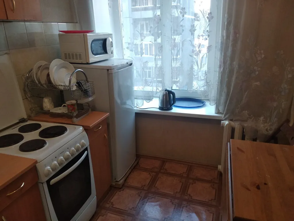 Квартира однокомнатная в Центральном, 40 м², Красноярск — кухня