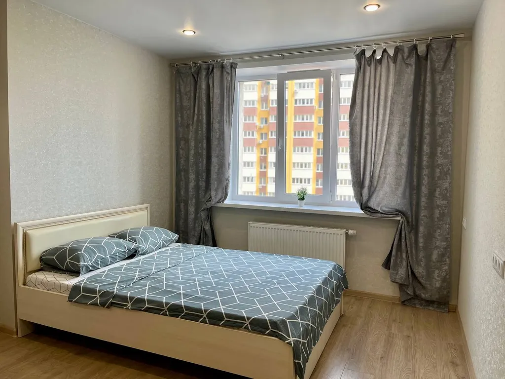 Квартира двухкомнатная у метро Кировская, 65 м², Самара — фото 11