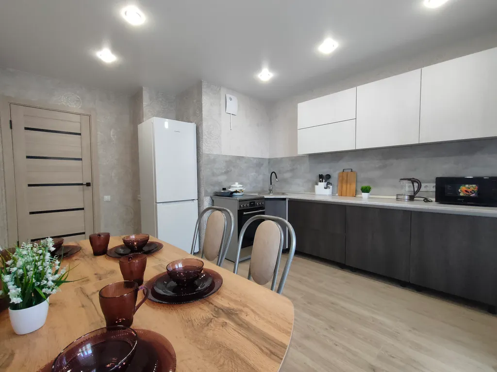Квартира двухкомнатная у метро Кировская, 65 м², Самара — фото 2